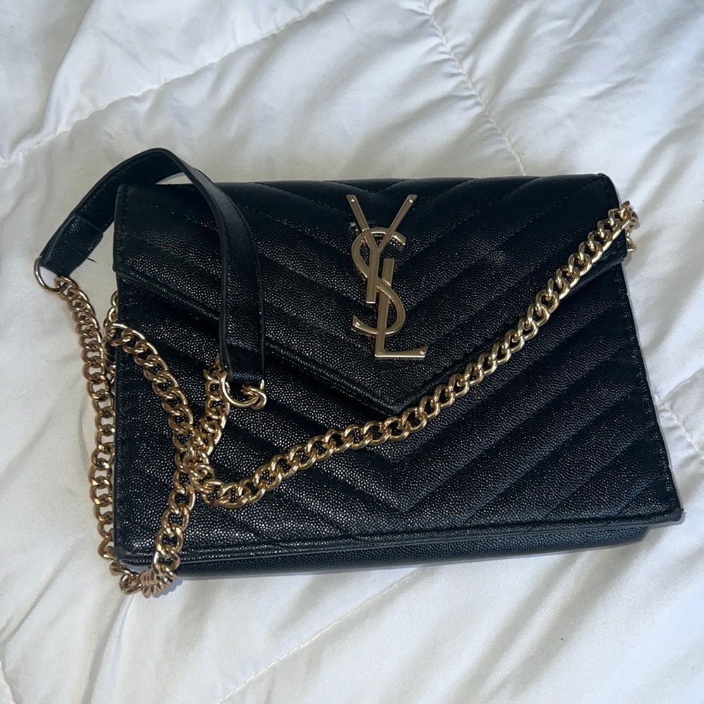 Black Purse